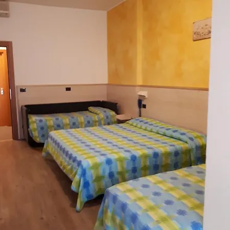 Hotel Mare Pesaro Extérieur photo